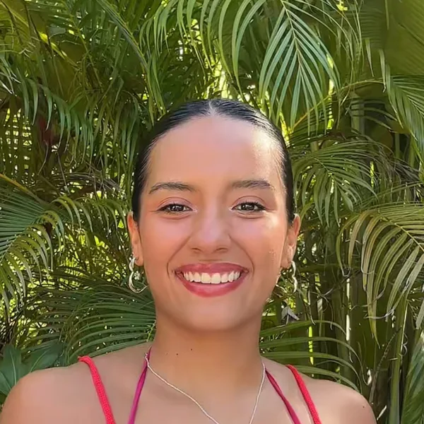 Mariana — Twist N Glide guide and customer experience